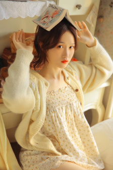 我和黑帮大佬的365天